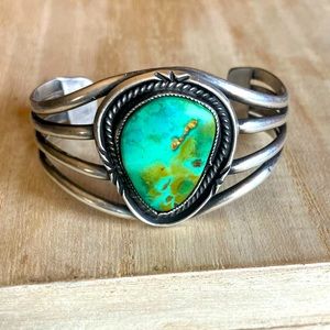 Silver and turquoise bracelet cuff